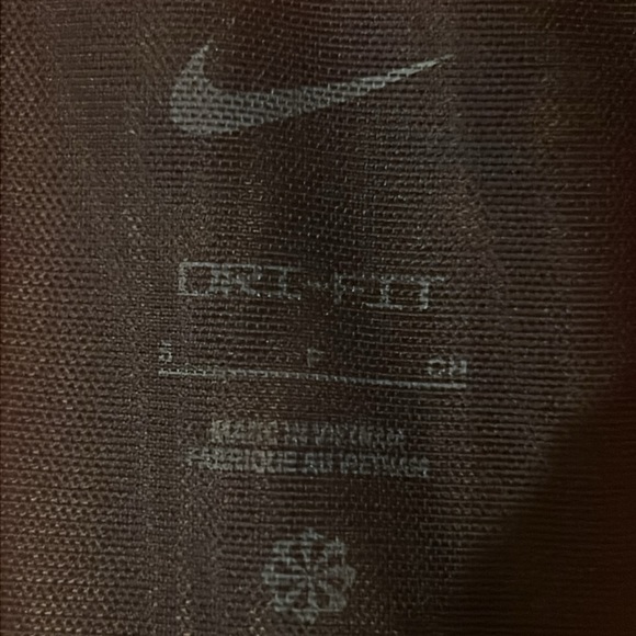 Nike Swoosh Women's Medium-Support Padded Zip-Front Sports Bra Chile Red Small - Picture 4 of 16